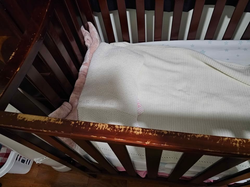 🧡 Crib - photo 2