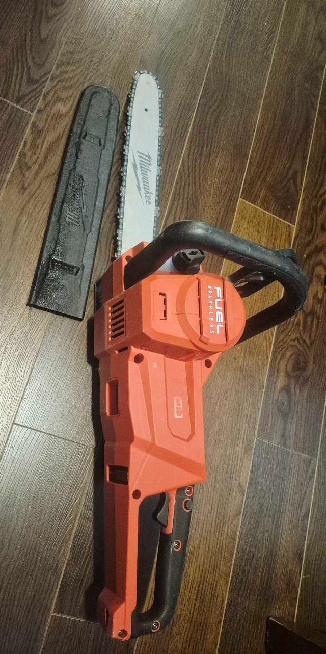 Milwaukee 18V Fuel 16" Chainsaw Bare Tool - photo 4