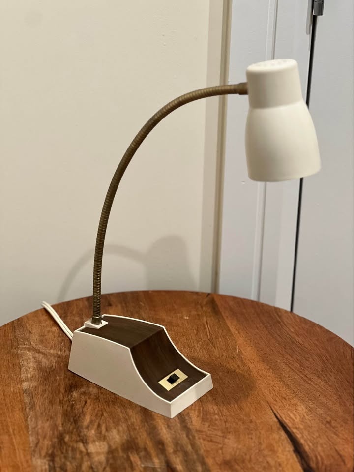Vintage Gooseneck Desk Lamp (MCM) 1967 Japan U-720HL - photo 2