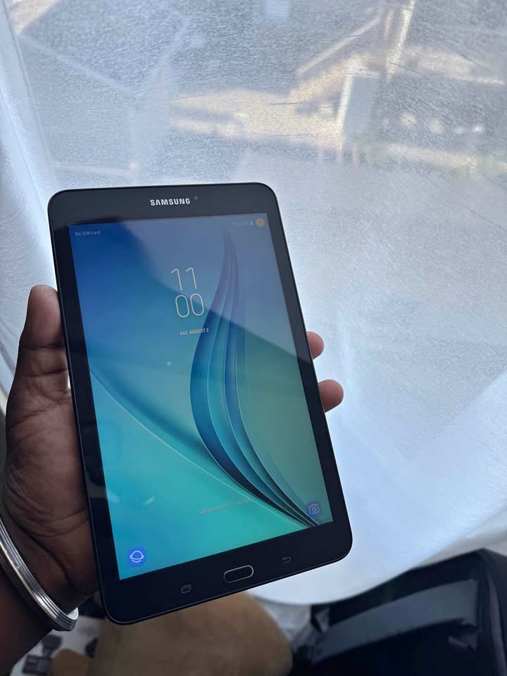 Samsung Tab E 8.0 (WiFi) - Delivery Available
