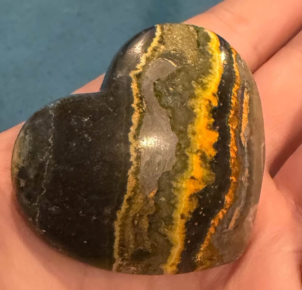 Bumble bee jasper heart - photo 2