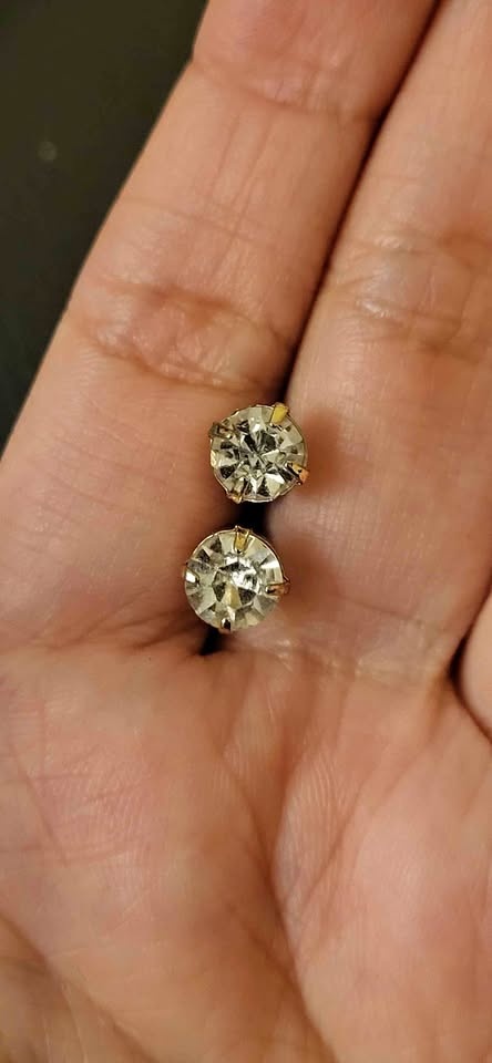 Sparkly Stud Earrings Gold Tone