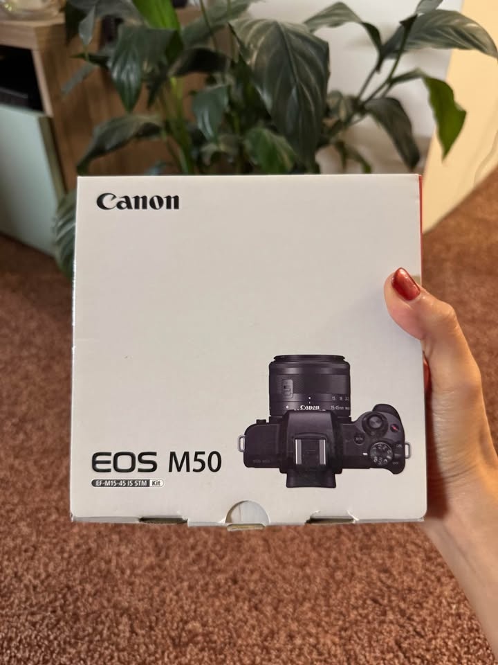 Canon EOS M50 - photo 2