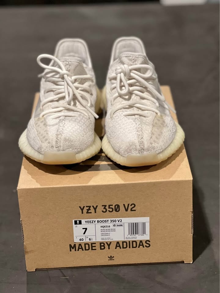 Yeezy 350 V2 Bone - photo 2
