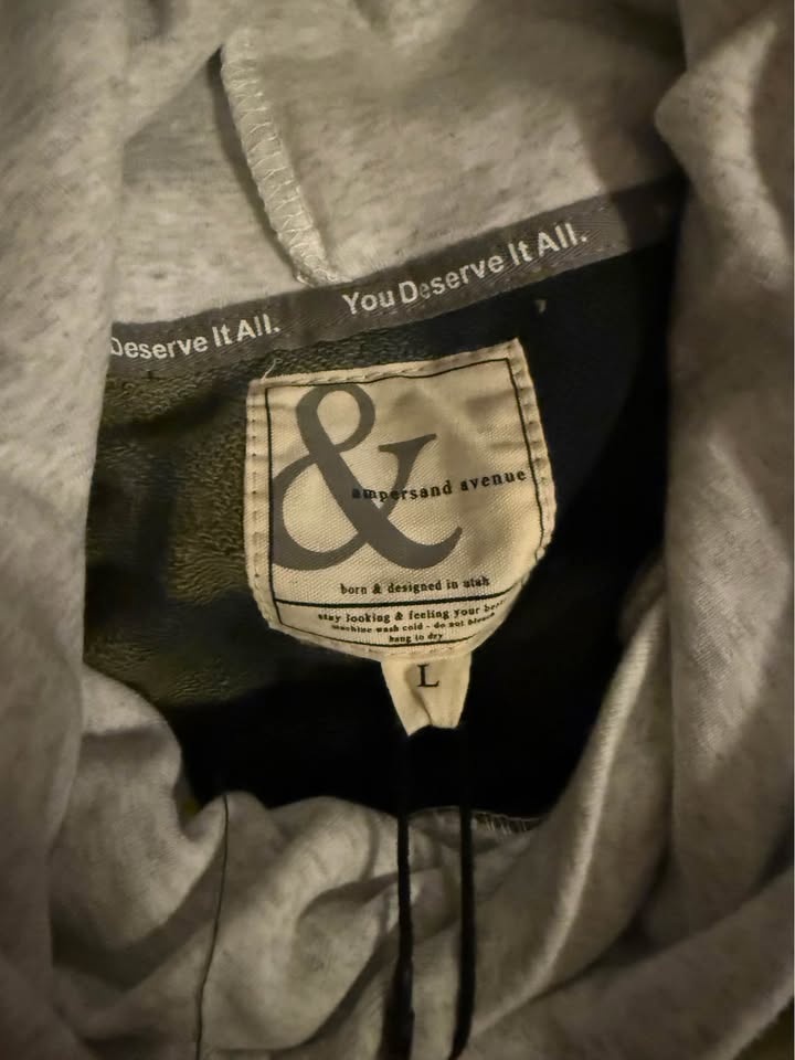 Ampersand Hoodie - Women's Size Large - photo 4