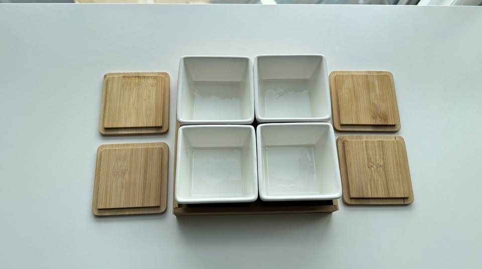 Bamboo Condiment / Snack Serving Set – Ceramic Bowls with Lids