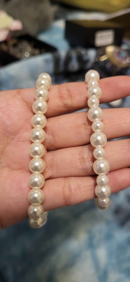 2 Pearl Bracelets - photo 2