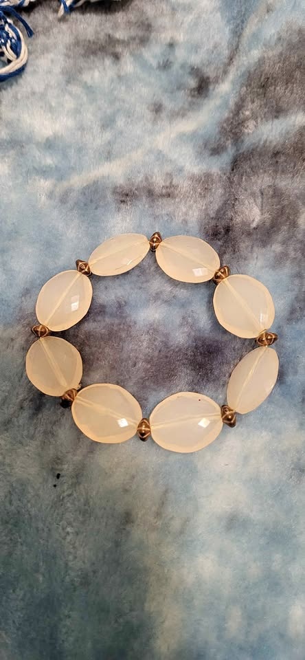 Light Oval Beaded Stretch Bracelet