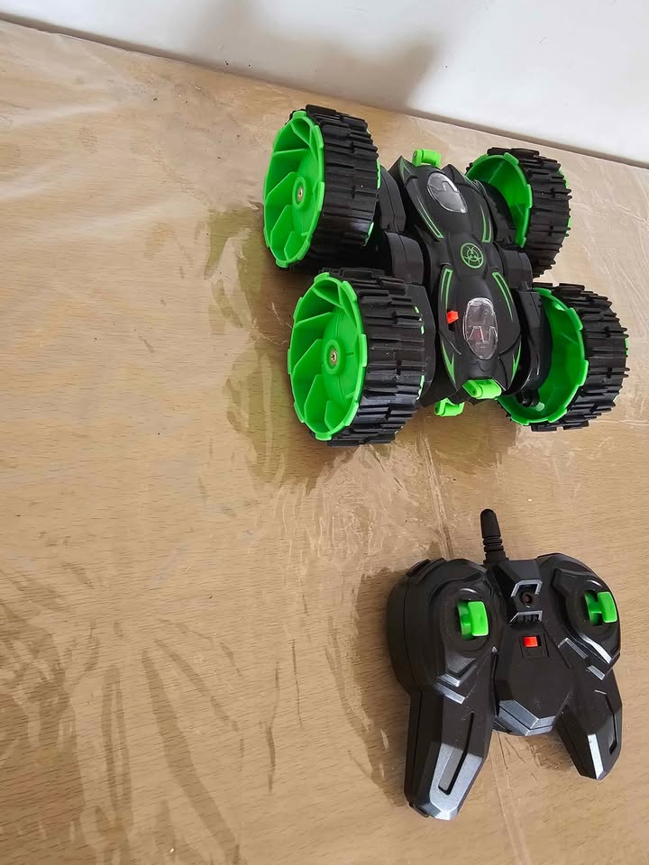 Remote Car - photo 2