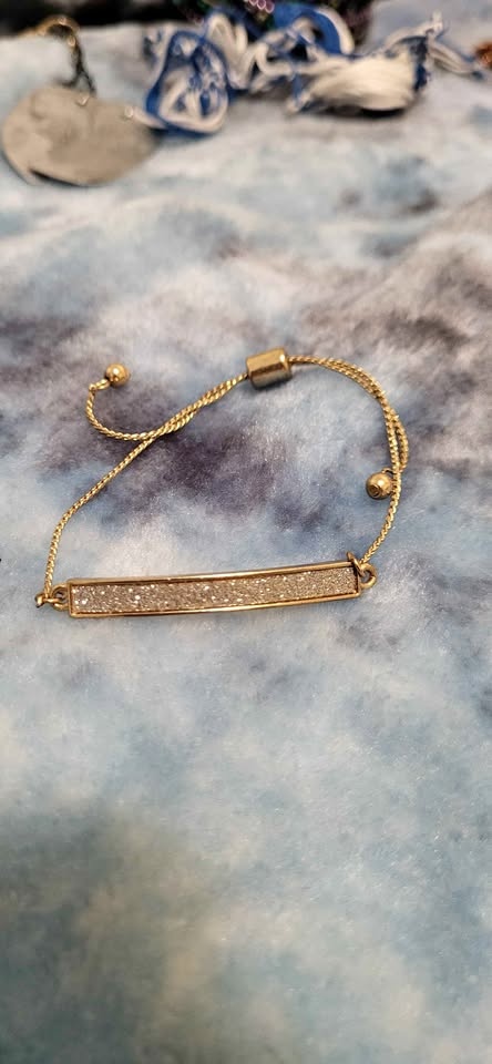 Gold Glitter Bar Bracelet Adjustable