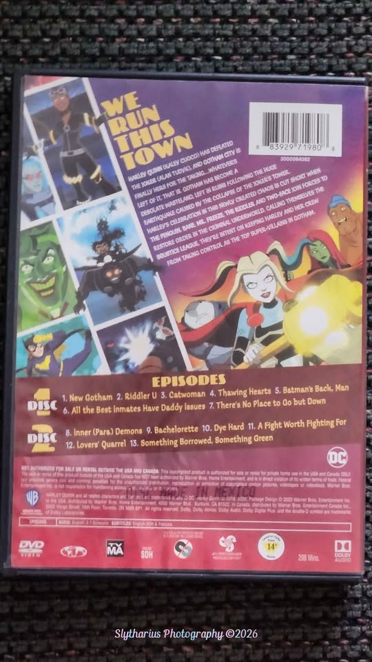 DC Harley Quinn Season 2 DVD - photo 2