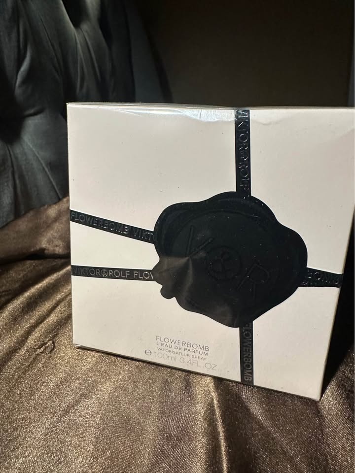 Viktor & Rolf Flowerbomb 100ml