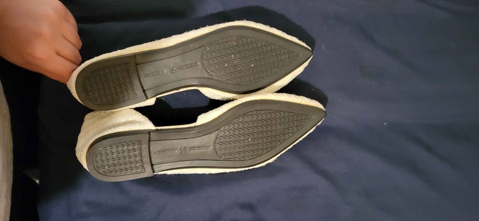 Cream Tweed Pointed Toe Flats Size 39 - photo 3