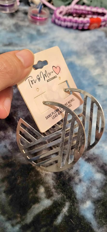 Toi & Me Silver Geometric Hoop Earrings