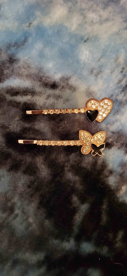 Sparkly rhinestone heart & butterfly hair clips rose gold