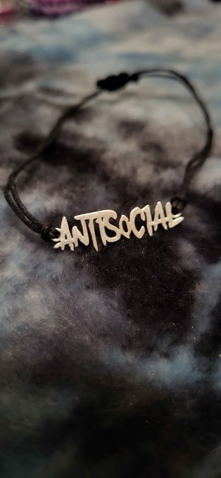 ANTISOCIAL charm bracelet - photo 2