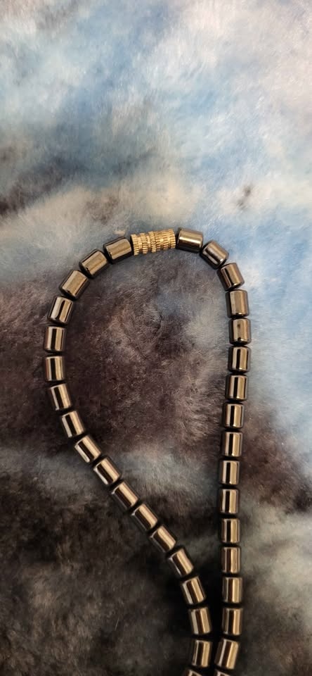 Dark Beaded Necklace - photo 3