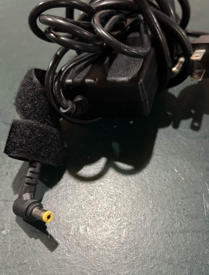 AC Power Adapters - Tested - photo 3