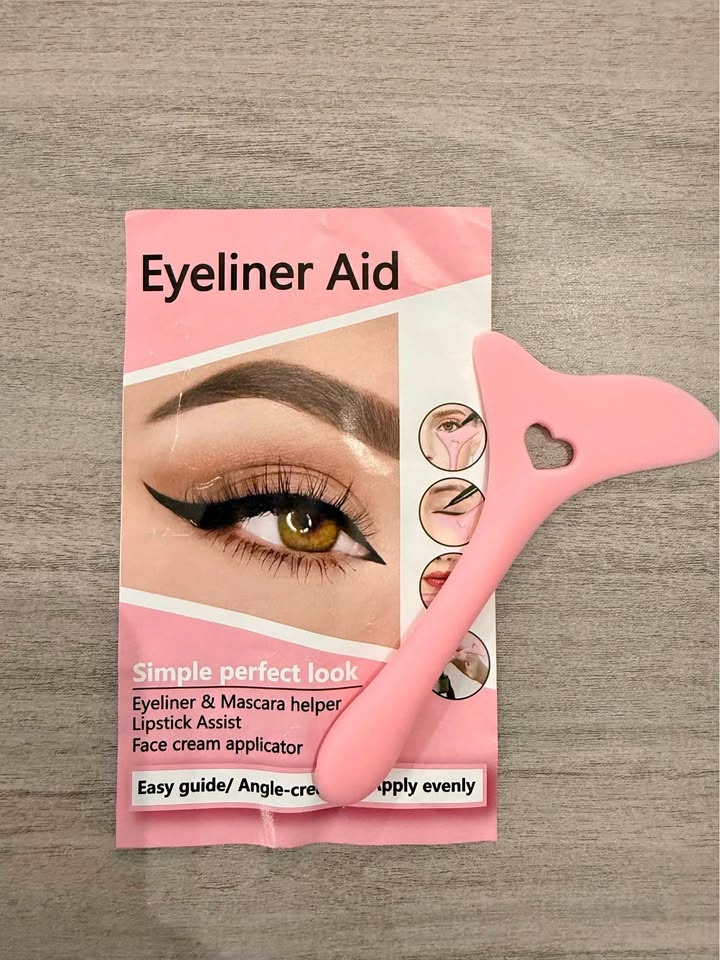 New Silicone Eyeliner Aid - Pink & Purple