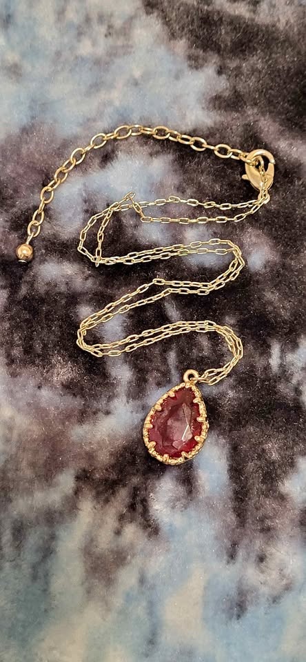 Gold Chain Red Teardrop Pendant Necklace