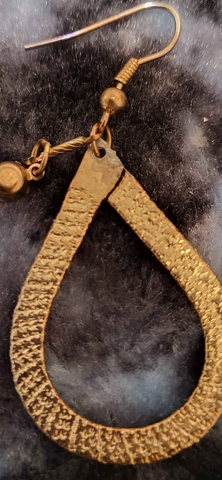 Gold teardrop dangle earrings with rhinestone - photo 4