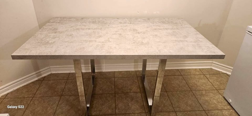 Dining table with 3 chairs