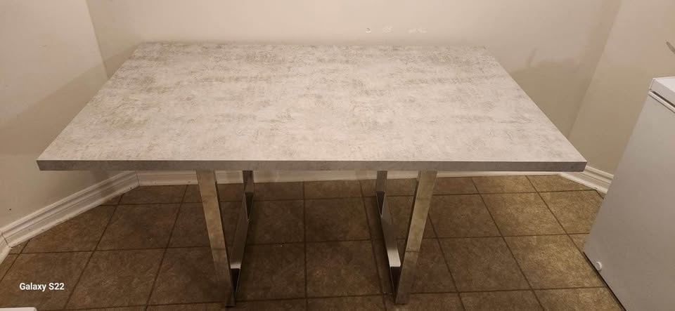 Dining table with 3 chairs - photo 5