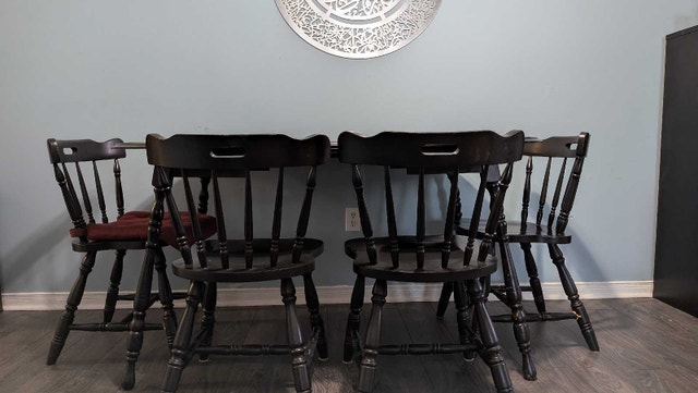 Used Black Dining Table with 4 Chairs and Leaf