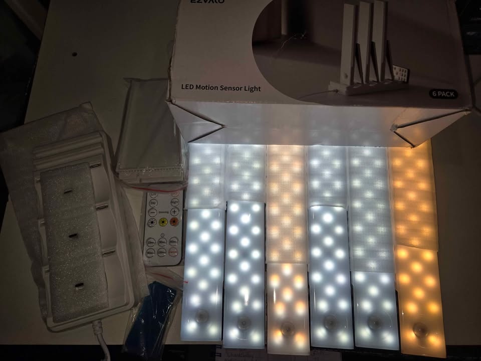 EZVALO 6-Pack Under Cabinet Lights w/ Charging Station - photo 2