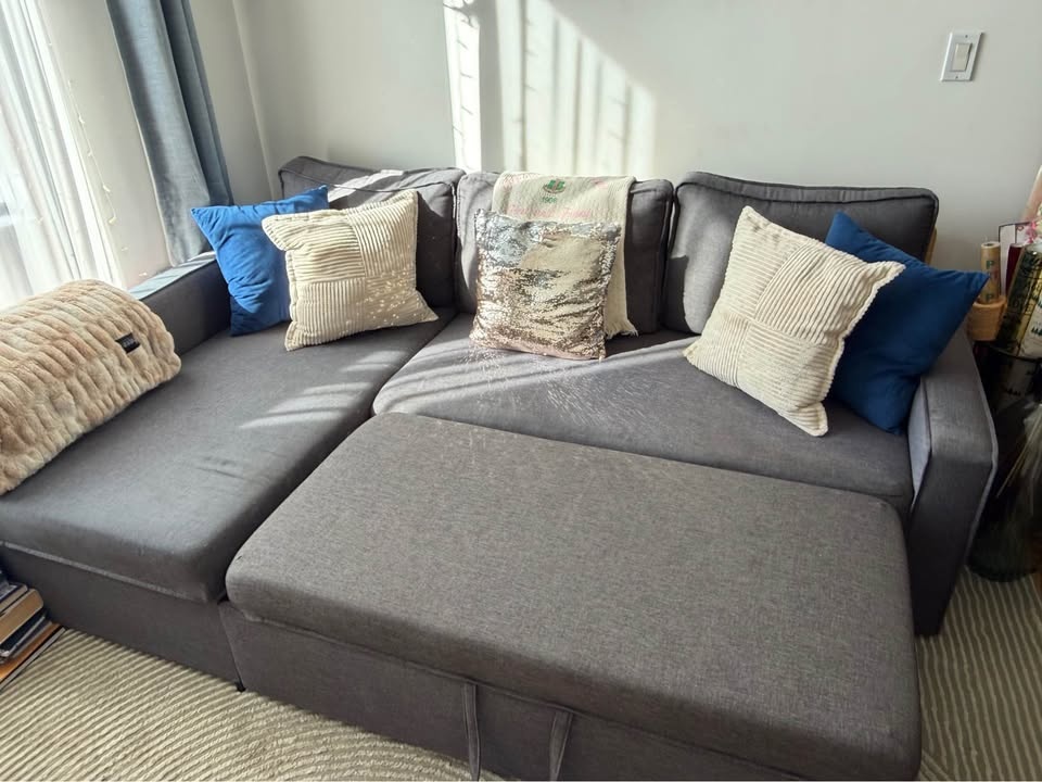 Couch with trundle sleeper and storage chaise! - photo 3