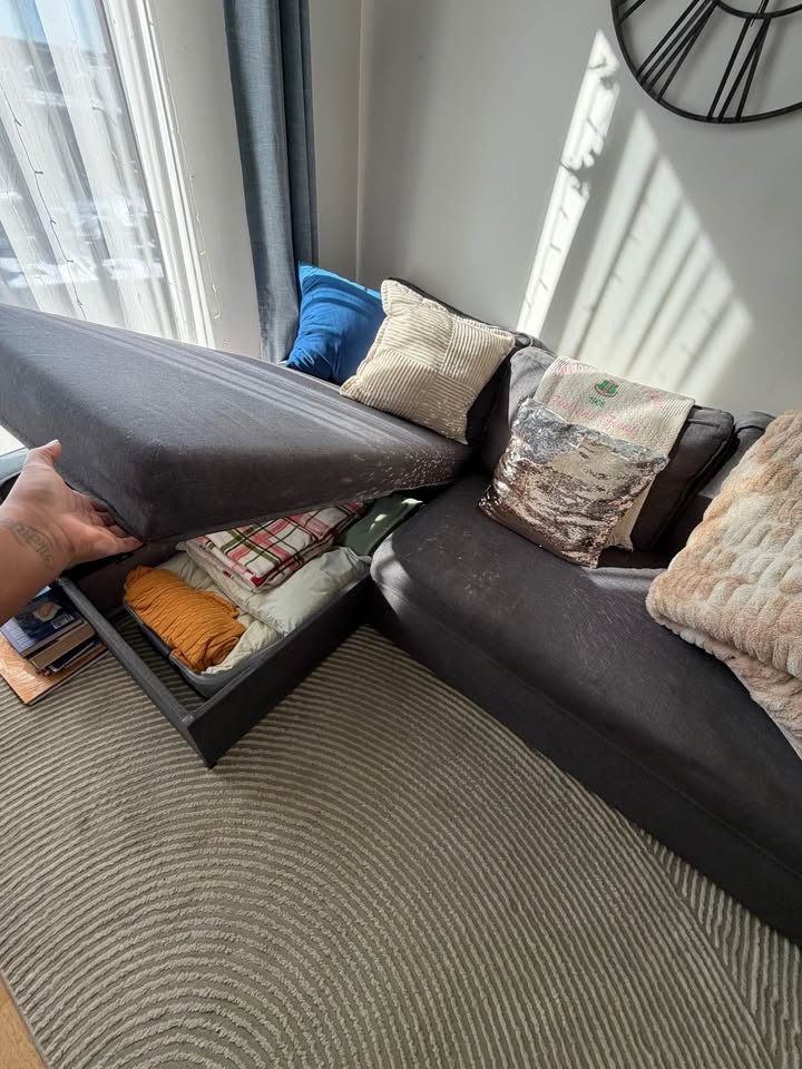 Couch with trundle sleeper and storage chaise! - photo 4