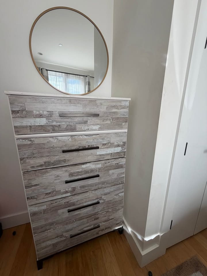 Ashley Furniture 5 Drawer Dresser - photo 3