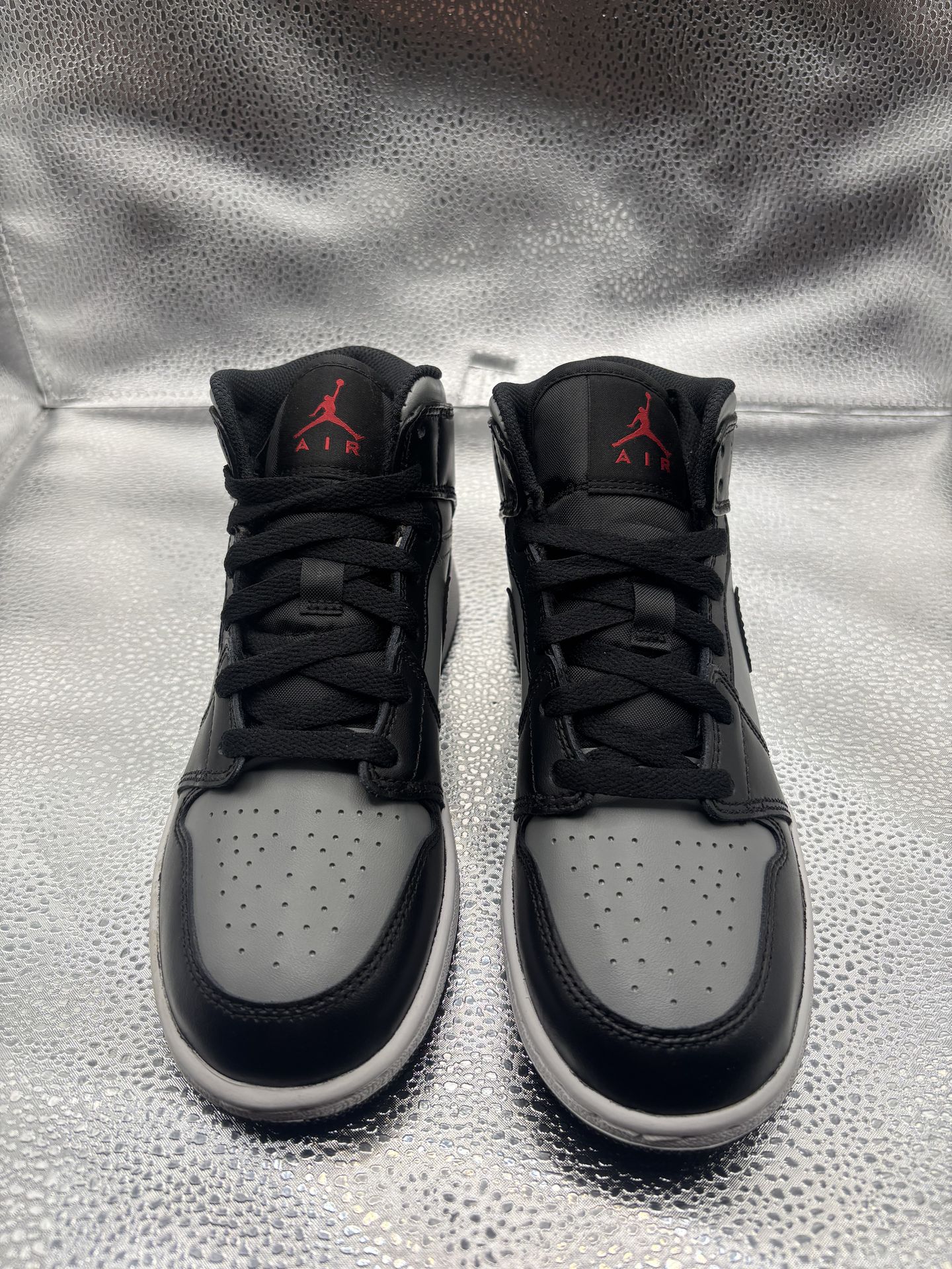 Air Jordan 1 Mid Shadow Red GS - photo 2