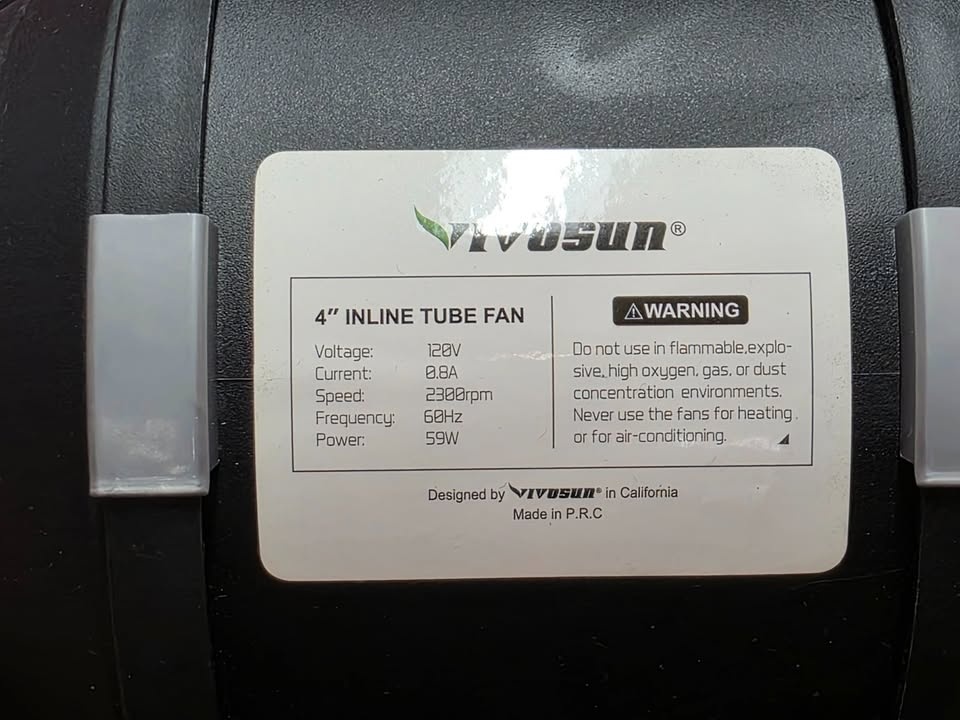 CoolGrows Grow Tent Kit w/ VIVOSUN Fan, Filter, LEDs - photo 3