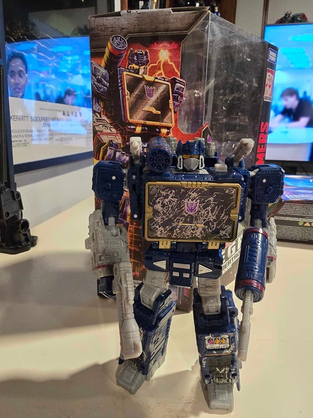 Transformers Soundwave - photo 2