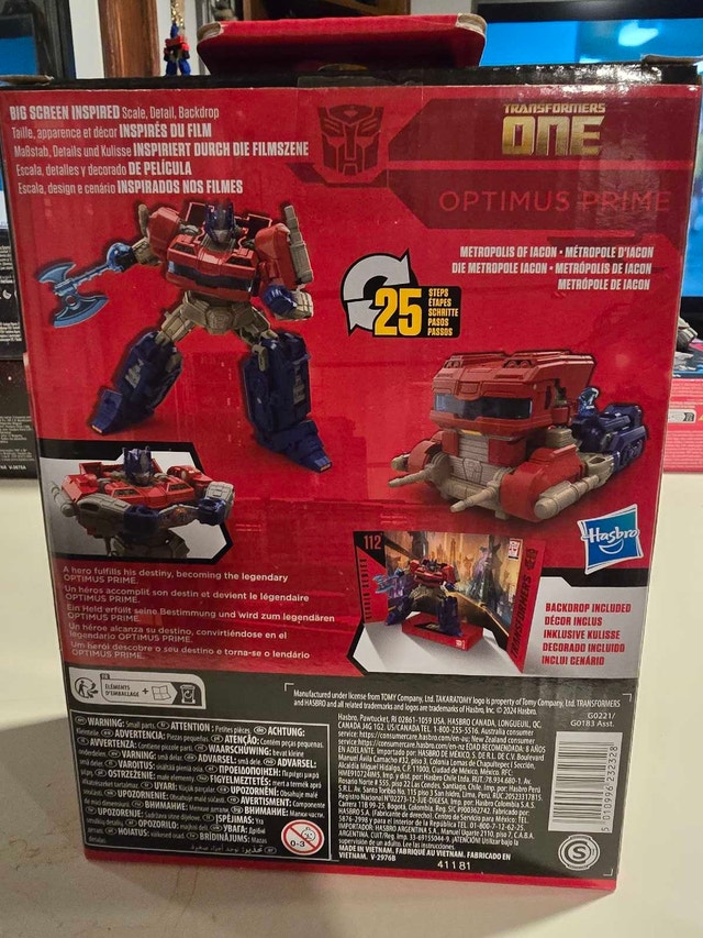 Takara Tomy Optimus Prime - photo 5