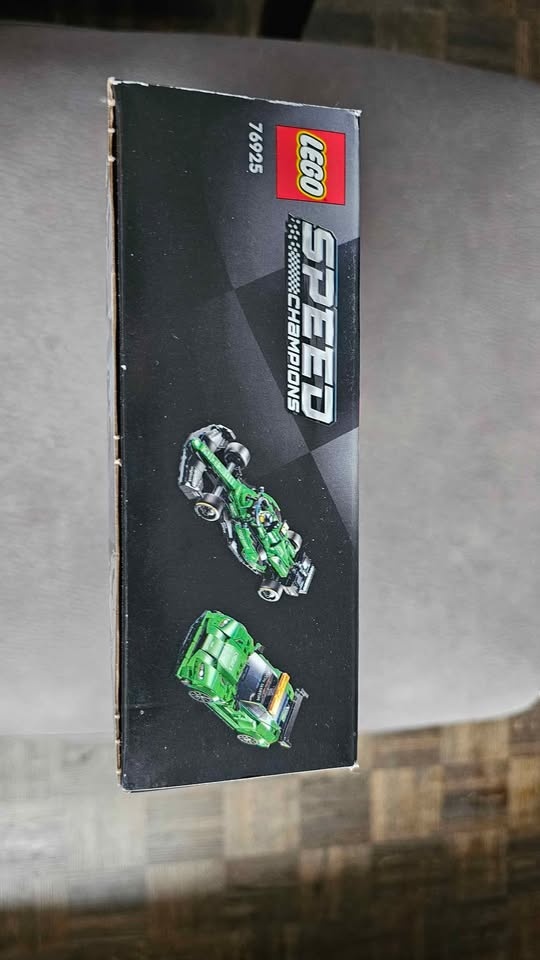 LEGO Speed Champions Aston Martin Vantage Safety Car & AMR23 (76 - photo 5
