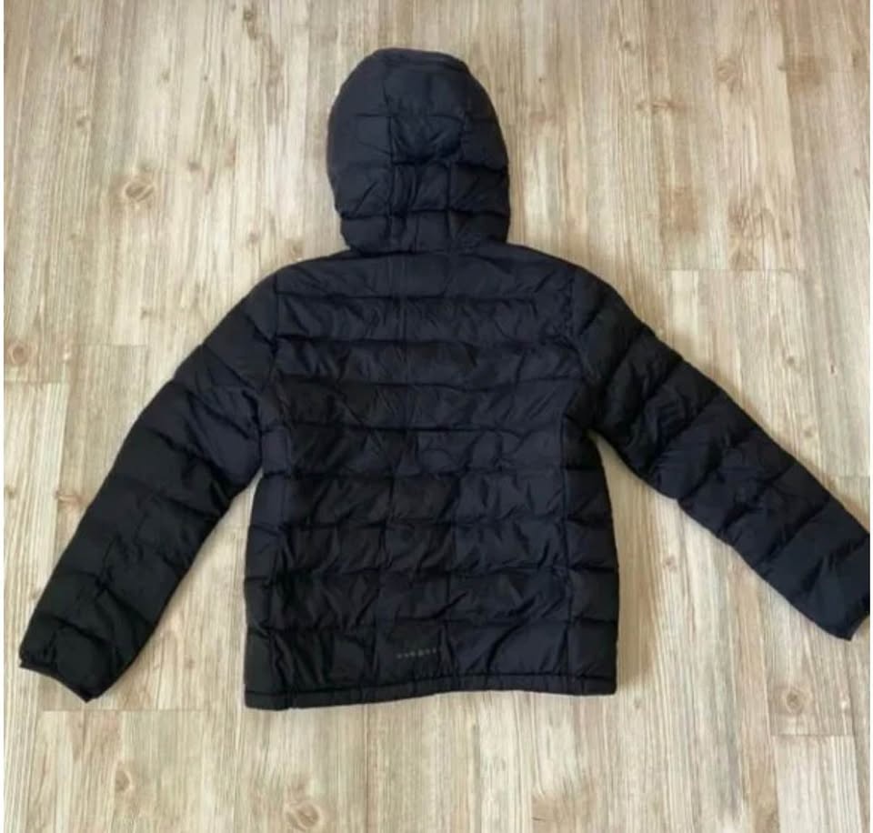 Uniqlo Ultra Light Down Jacket - photo 2