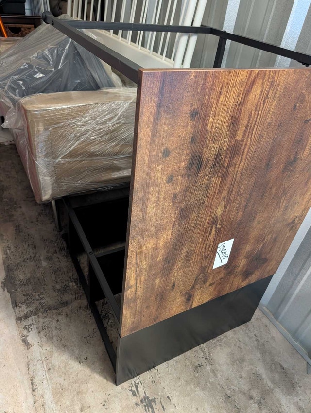 Rustic Wood & Black Metal Desk – Great Condition - photo 3