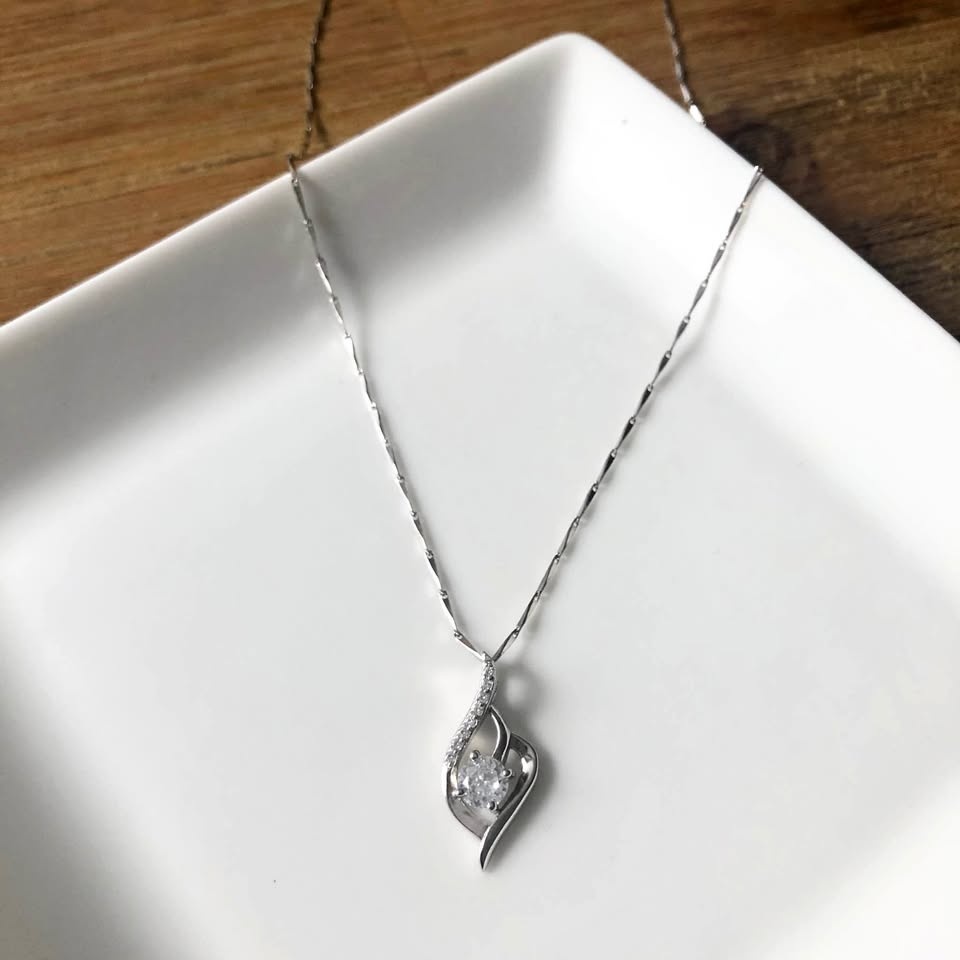 S999 Fine Silver Crystal Zircon Heart Drop Pendant Necklace