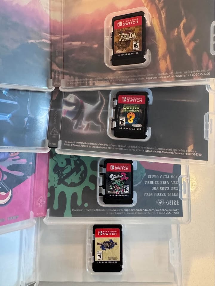 Nintendo Switch Games & Amiibo - photo 2