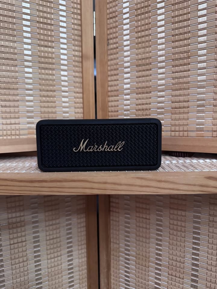 Marshall Bluetooth Speaker - photo 3