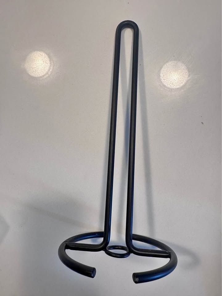 Kitchen towel holder