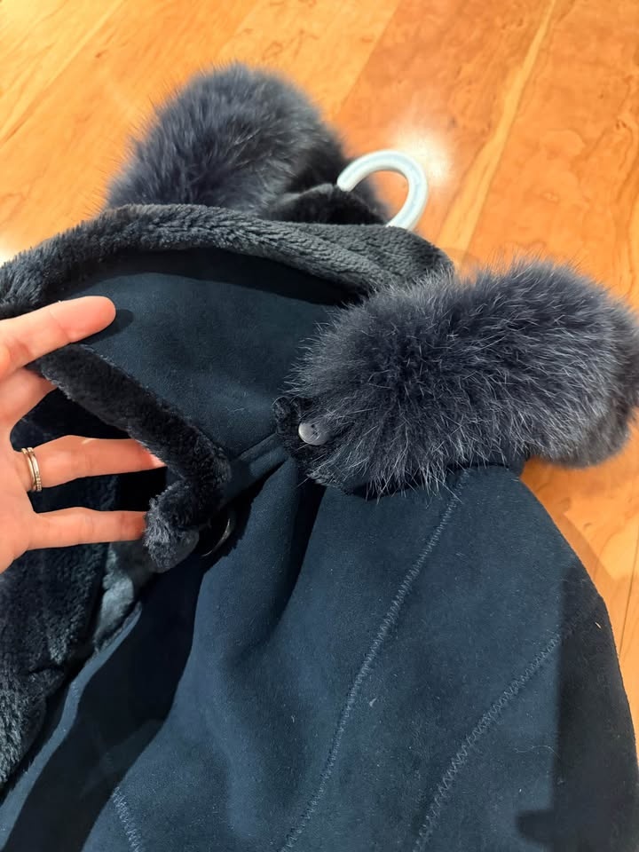 Novelti Size M Black Faux Fur Coat with Real Fox Trim - photo 5