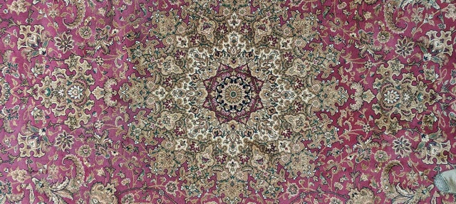 Beautiful Saravan Rug 9 ft x 12 ft - photo 3