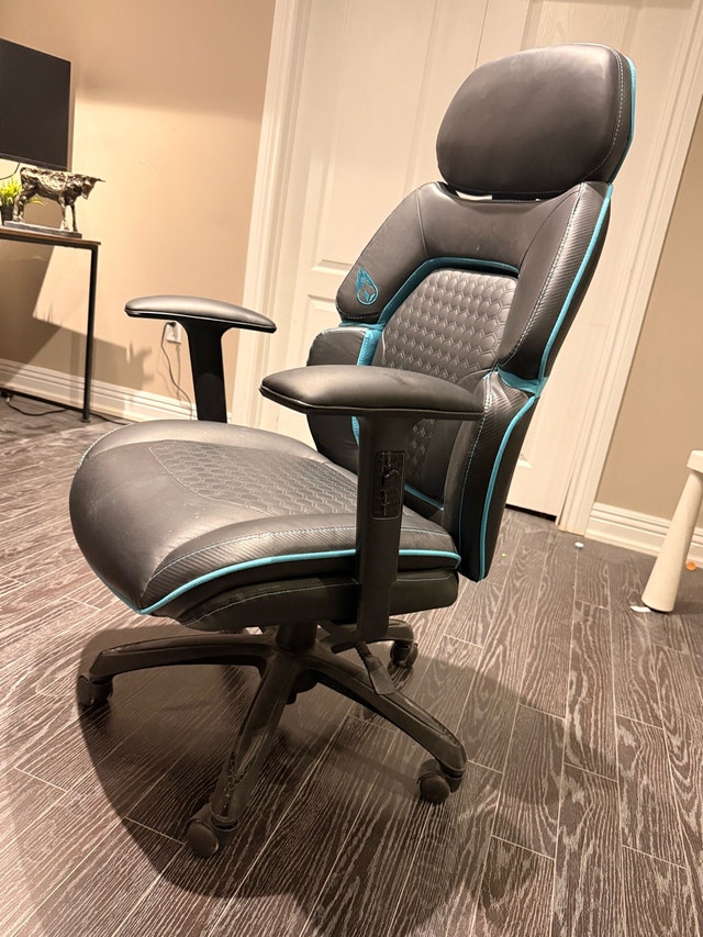 Gaming Chair with Adjustable Headrest for sale - photo 3