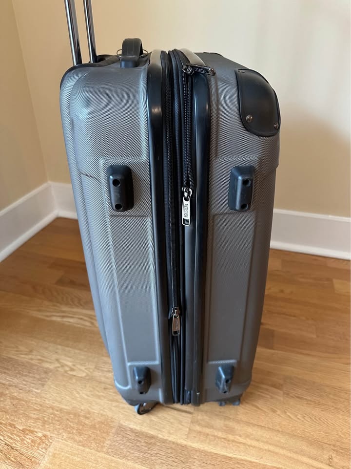 Kenneth Cole Reaction 27" Hardside Spinner - $40 - photo 5