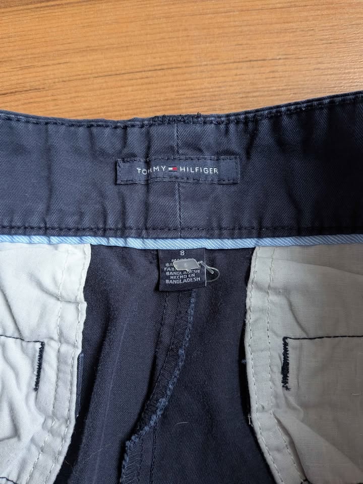 Women's Brand-Name Shorts - Size 8 - photo 3