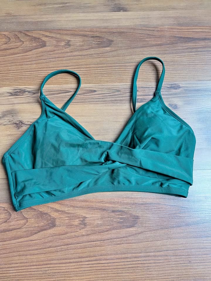 New Bikini Top - Size Medium