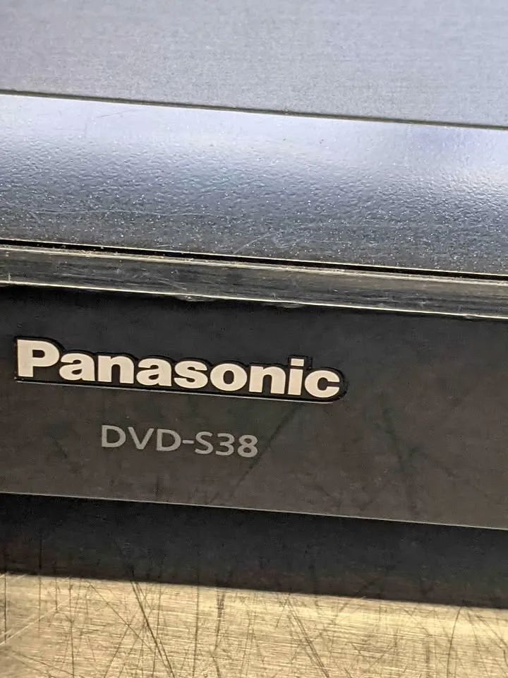 Panasonic S38 DVD player thumbnail